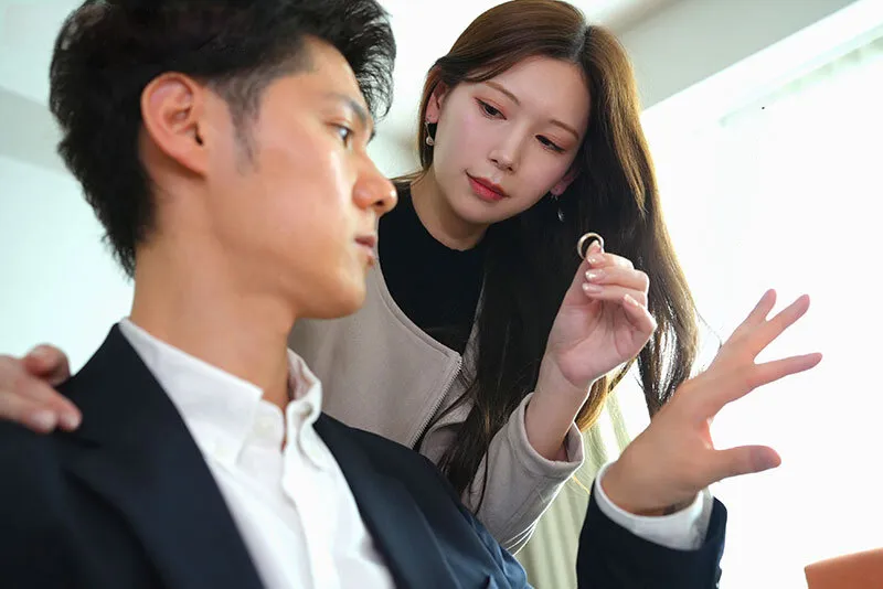 Bà xã đi đi giã ngoại, anh xã ở nhà bị nhỏ em người vợ gạ làm tình không trượt phát nào